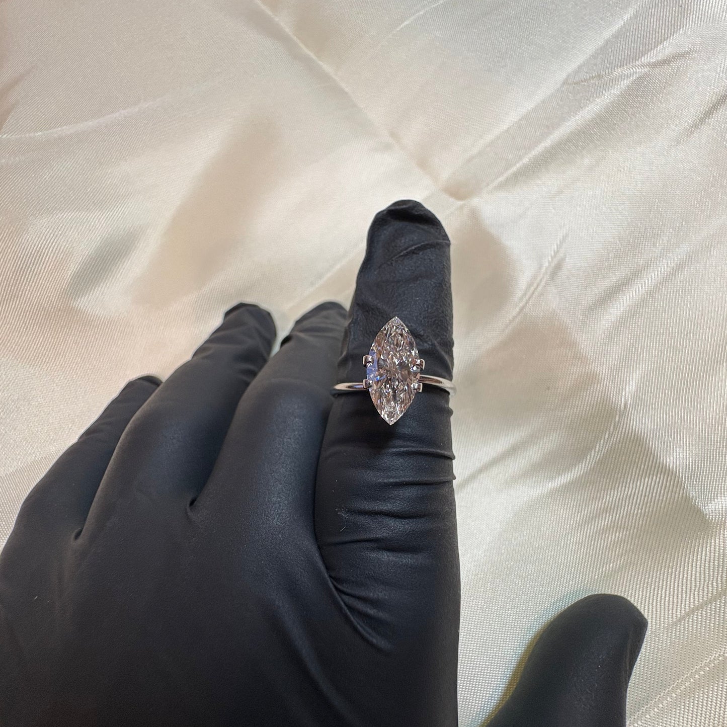 2.03 Marquise F VS1