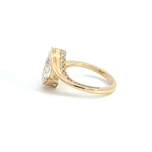 3CT OVAL BYPASS RING