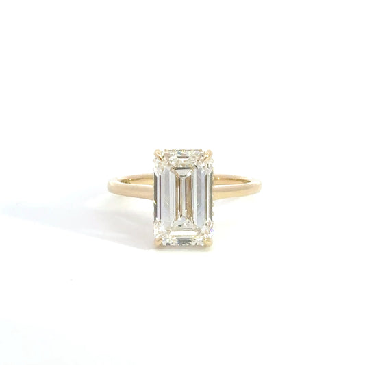 5CT CT Emerald Lab Diamond E VVS2 - 14K Gold Cathedral Mount - Ready to Ship