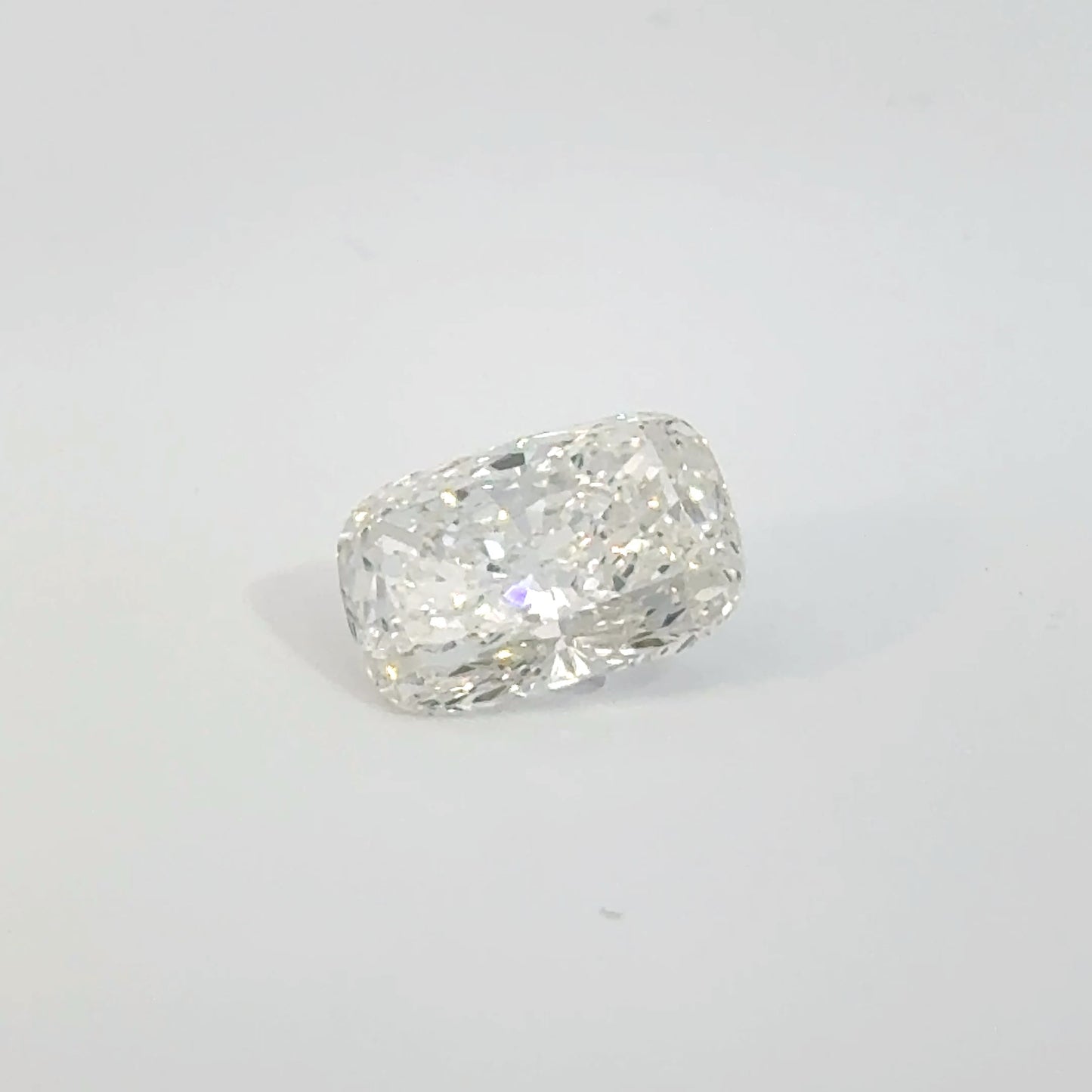 2.00 CT F VS1 Cushion Modified Brilliant Lab-Grown Diamond – IGI Certified