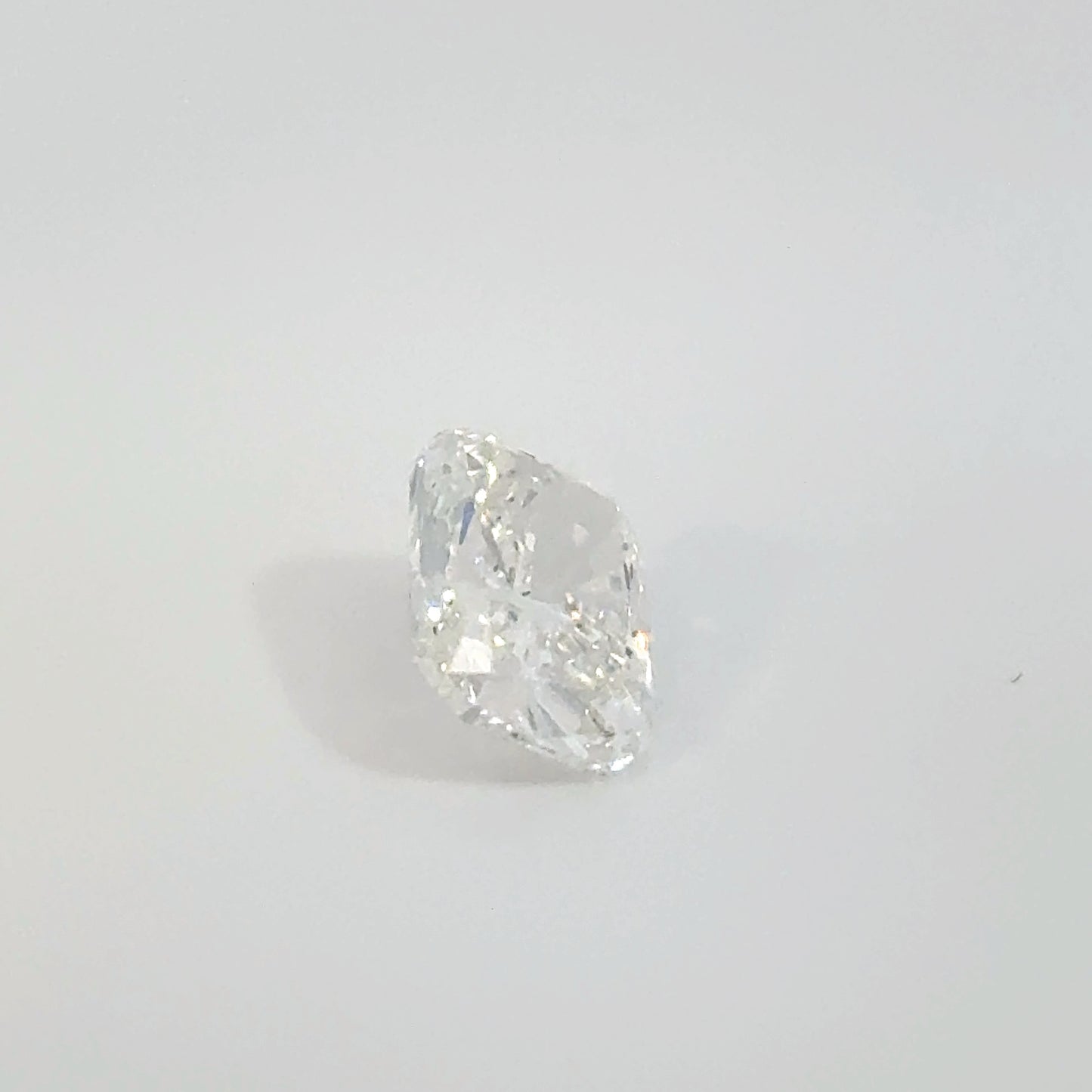 2.00 CT F VS1 Cushion Modified Brilliant Lab-Grown Diamond – IGI Certified