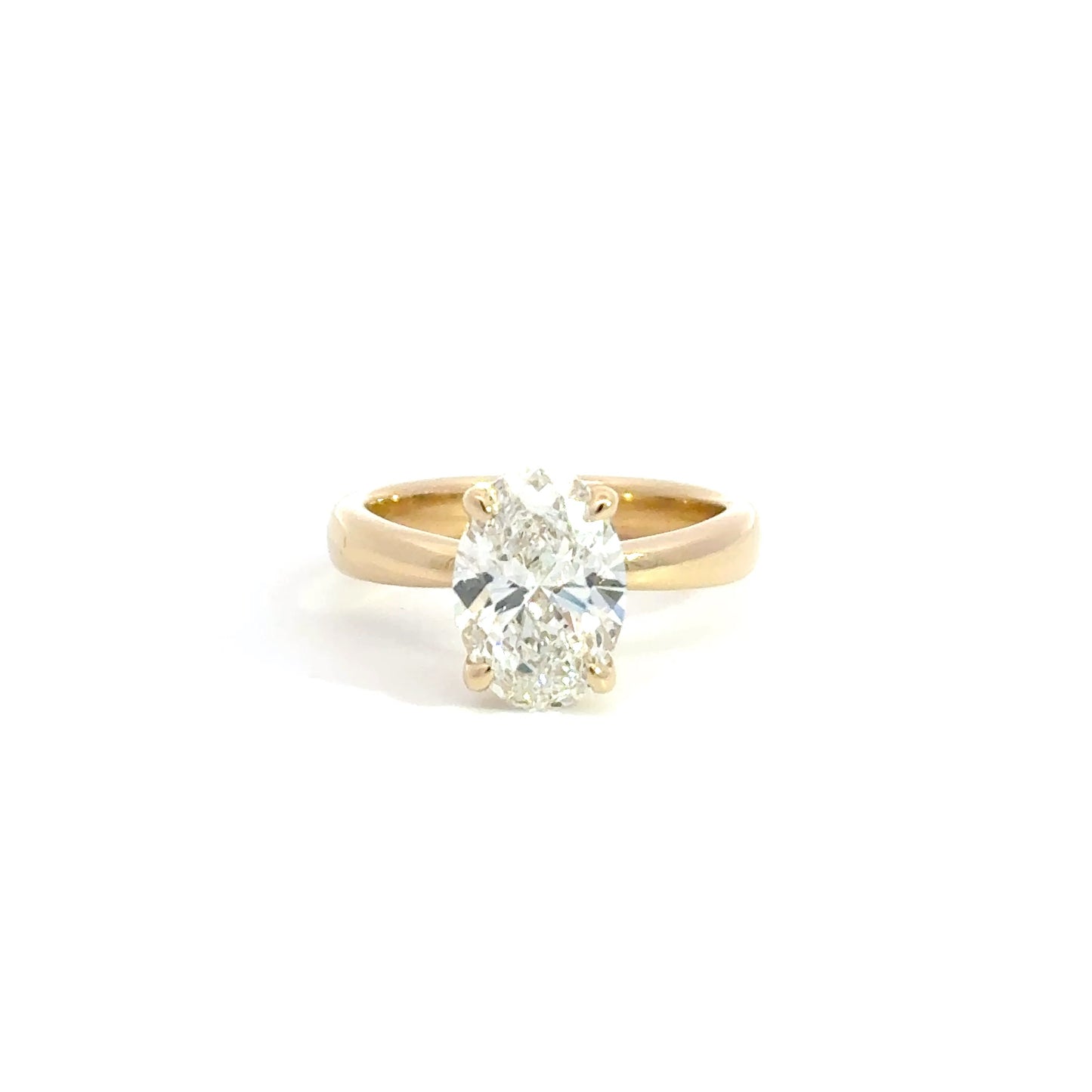 2CT OVAL Solitaire - Taper Band