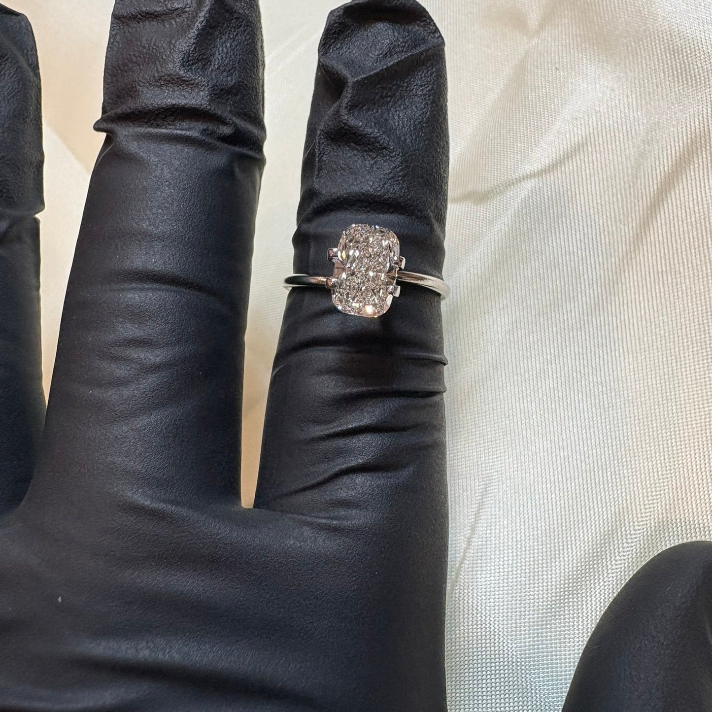 2.00 Carat F-VS1 Cushion