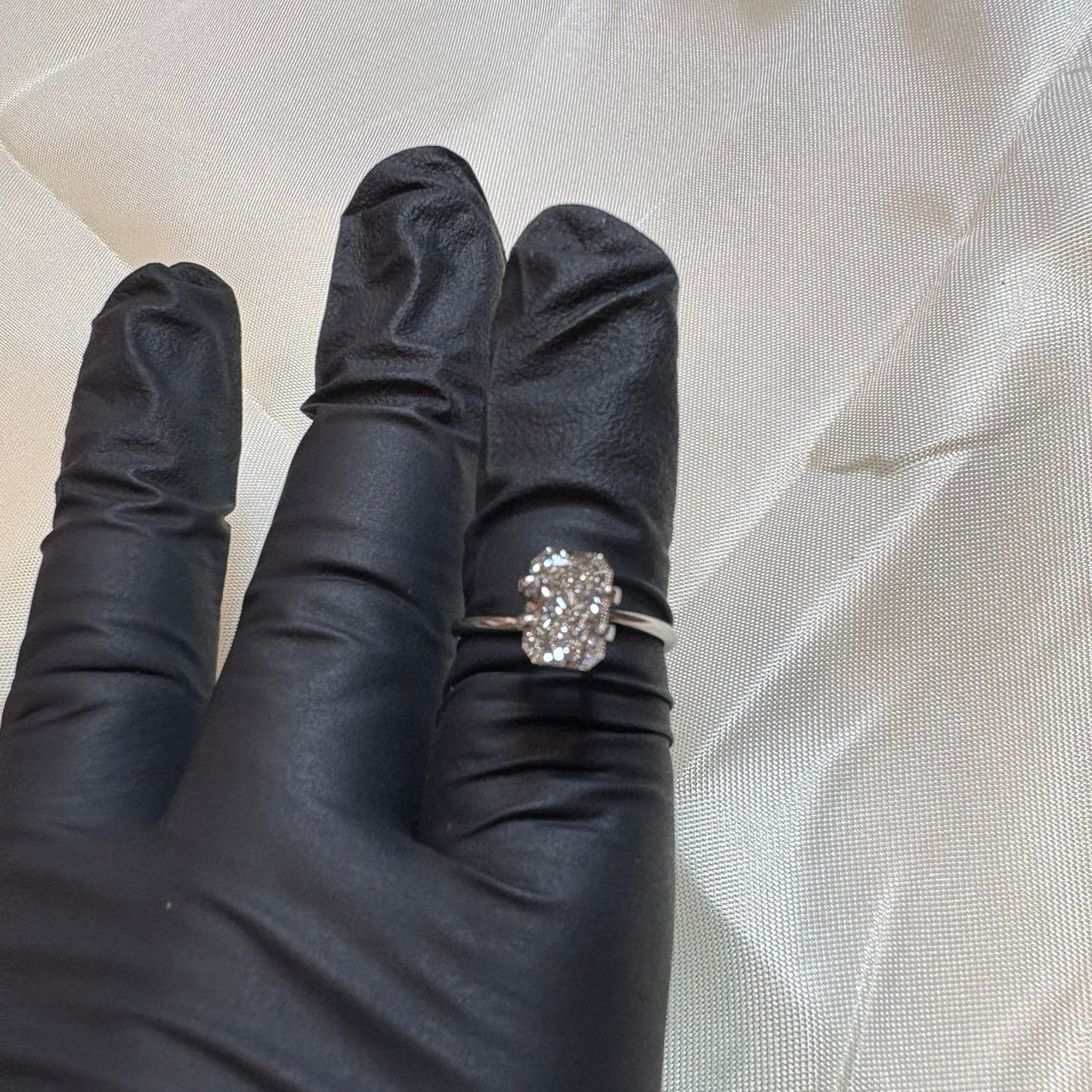 2.04 Carat F-VS1 Radiant