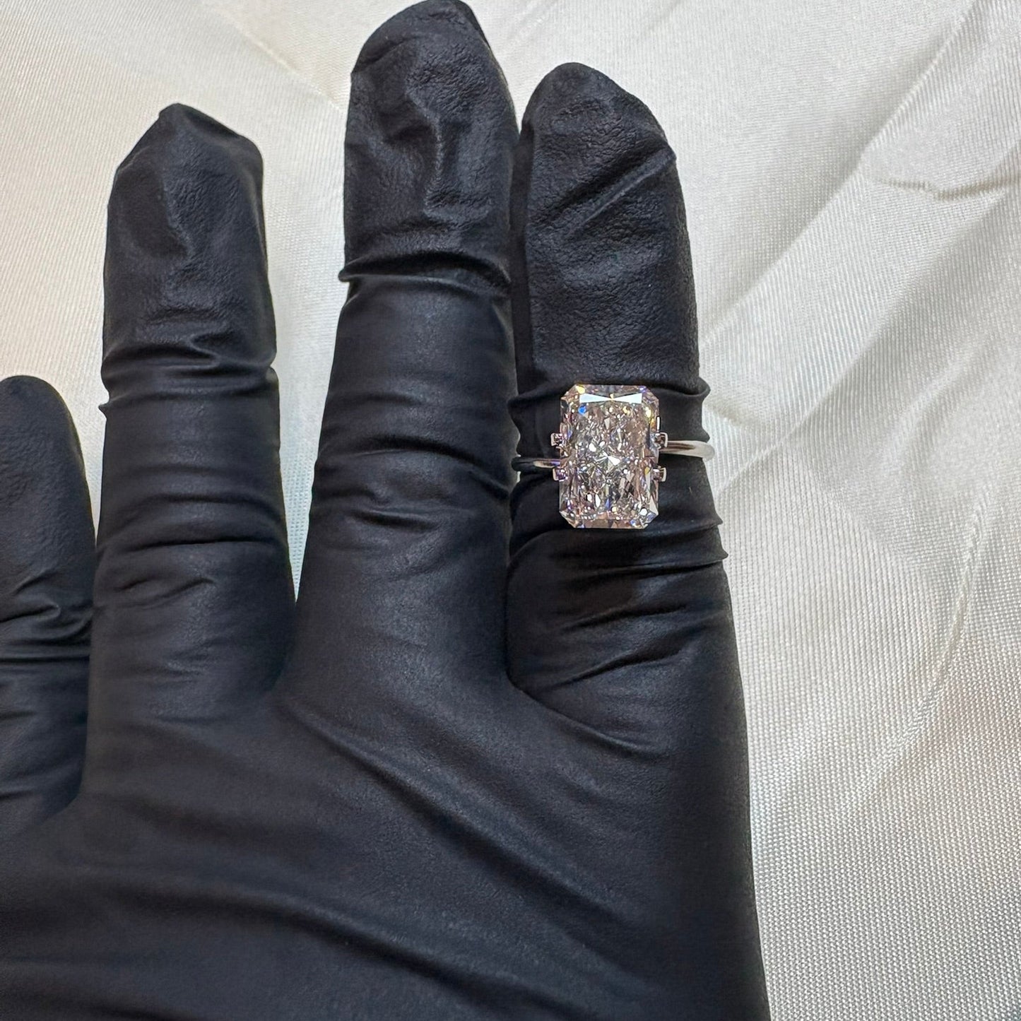 5.00 Carat G-VS1 Radiant