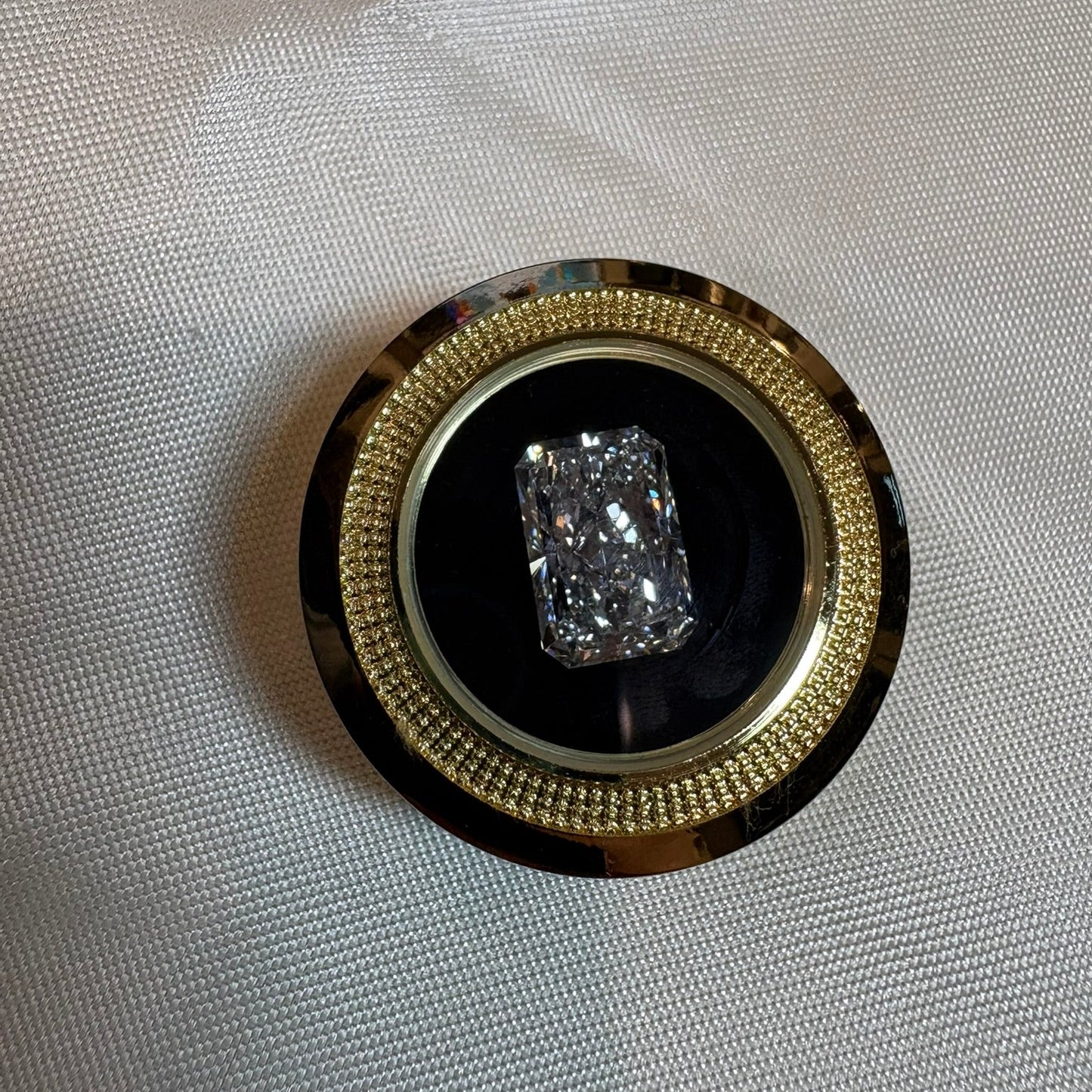 5.00 Carat G-VS1 Radiant